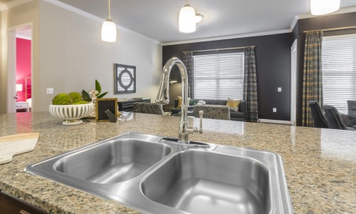 kitchen sink in serving counter